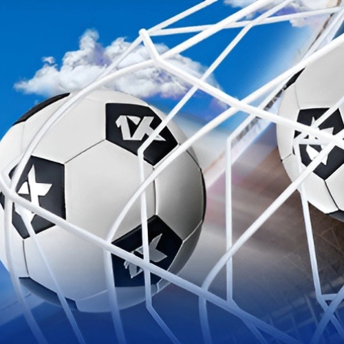 كرات قدم تصطدم بشباك المرمى — World Cup 2026
